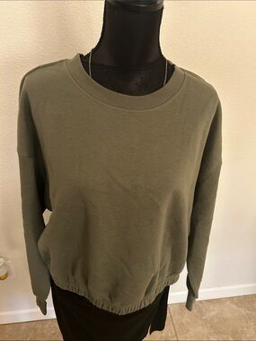JoyLab Olive Green Crewneck Sweatshirt